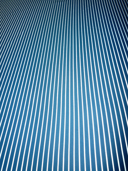 直線藍色反光布